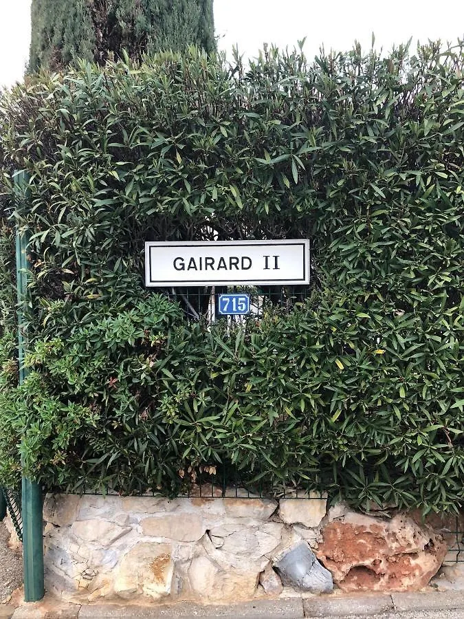 Studio Avec Terrasse Et Piscine Bandol 0*,